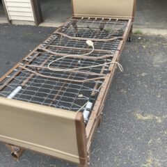 hospital bed with ability to raise the head or feet/knees